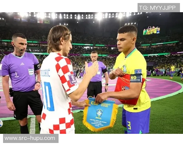 半场战报:瓦伦西亚0-0塞维利亚